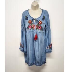 Judith March Chambray Embroidered Florals Bohemian Long Sleeve Short Dress, Med
